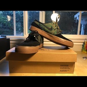 Nike Zoom Stefan Janoski Olive Camo Green Black